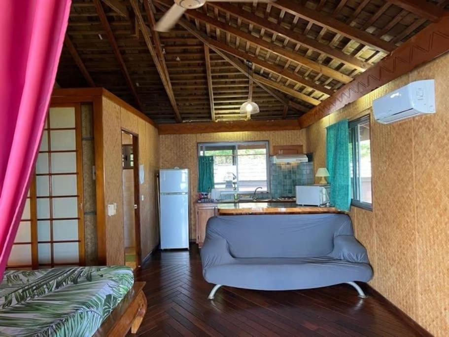 Tehuarupe Surf Studios Haapiti Bagian luar foto