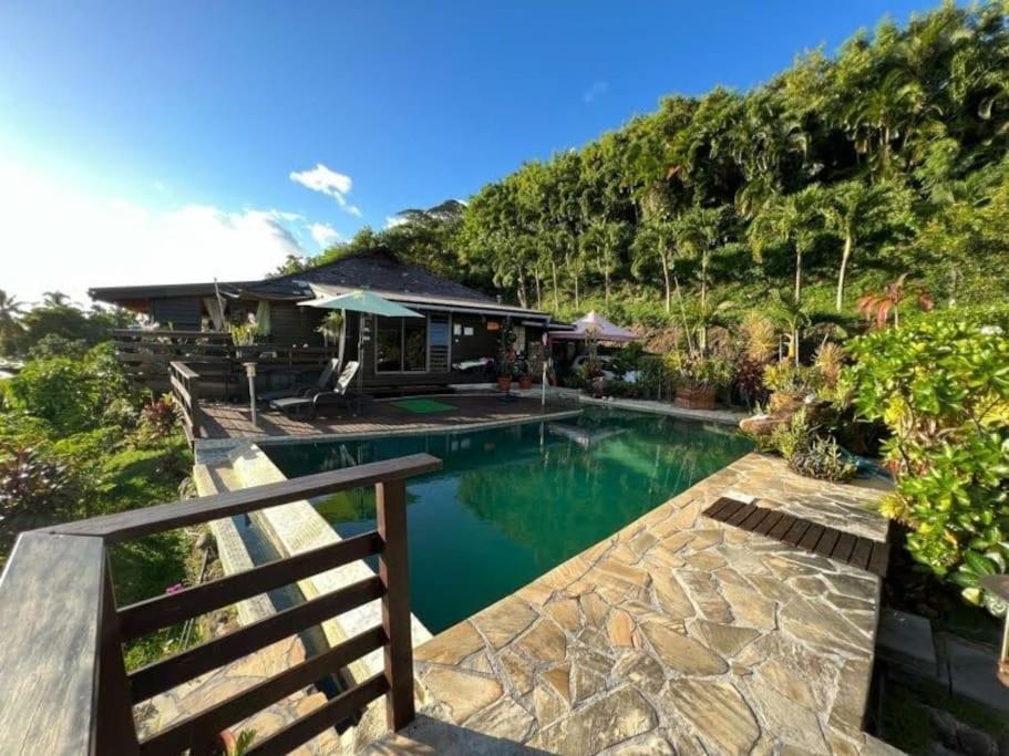 Tehuarupe Surf Studios Haapiti Bagian luar foto